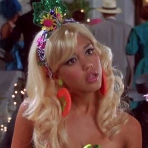 Meet your Posher, Samya